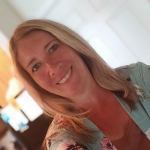 Meet your Posher, Deb